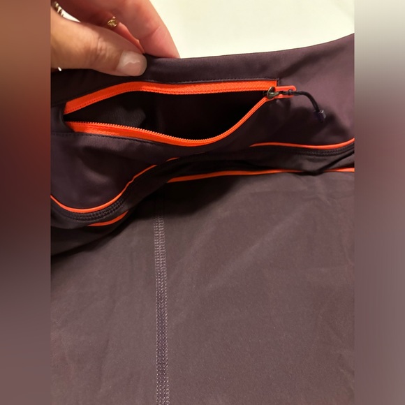 Athleta, Run with it Shorts, burgundy, XL - Picture 8 of 10